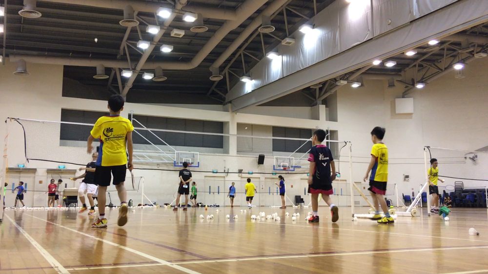 ST Badminton Academy - Badminton Coach (羽毛球教练 Setapak 小孩正规羽毛球训练班)