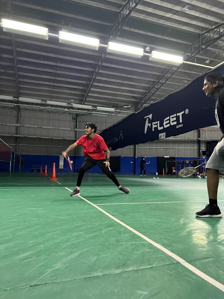 bch badminton court s/b